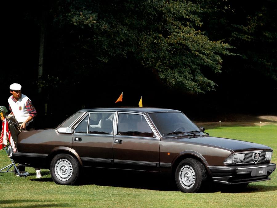  Alfa Romeo Alfa 6 (119) 1983 года  (фото 8 из 17)